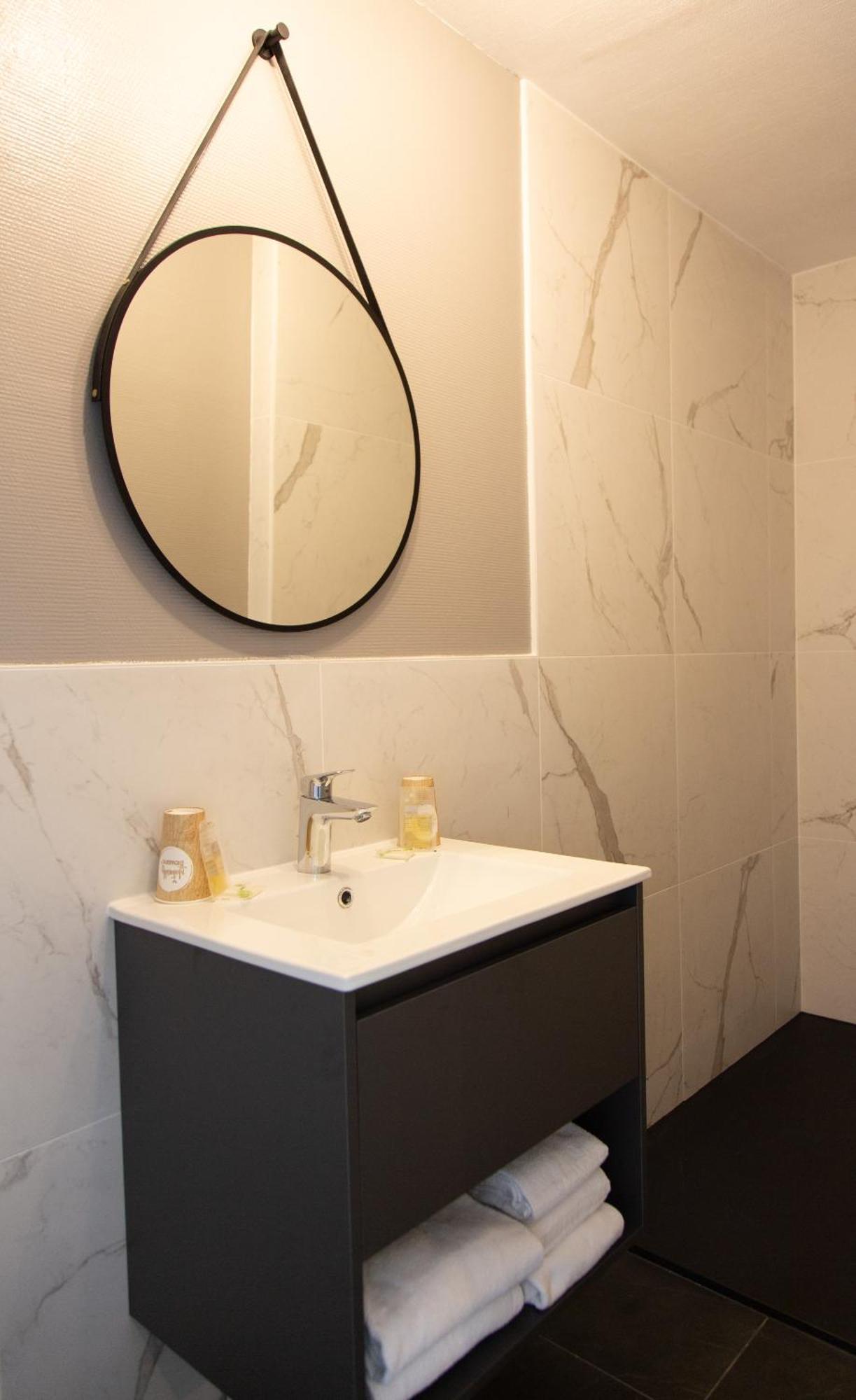 Des Pins Hotel Jullouville-les-Pins